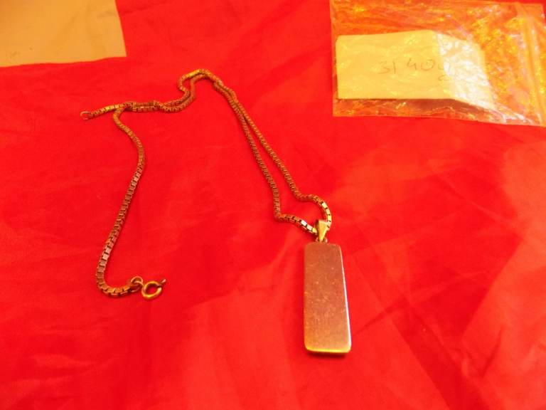 Sterling Silver Ingot Pendant Queens Jubilee Hallmarked SFW Birmingham 1977