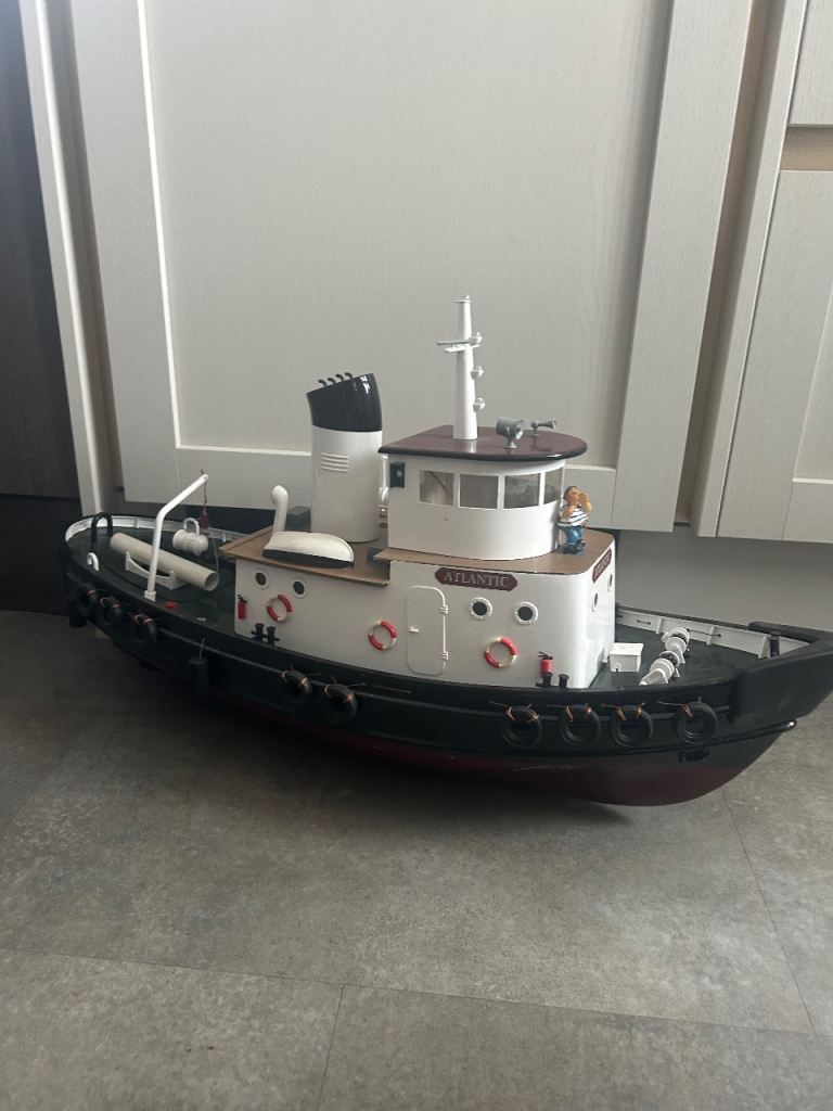 Large Model Tugboat 'Atlantic' - Good Condition Rc boat