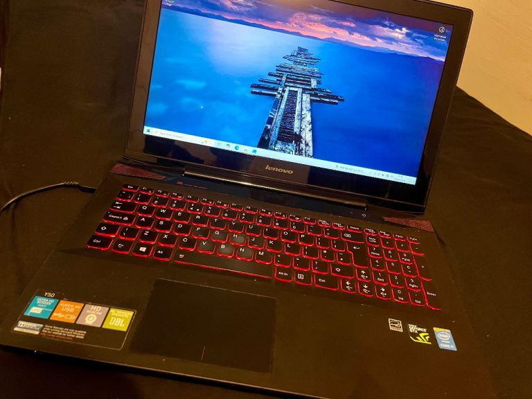 Lenovo gaming laptop quad core i7 3.5ghz 16gb ram 256gb SSD 4gb graphics 