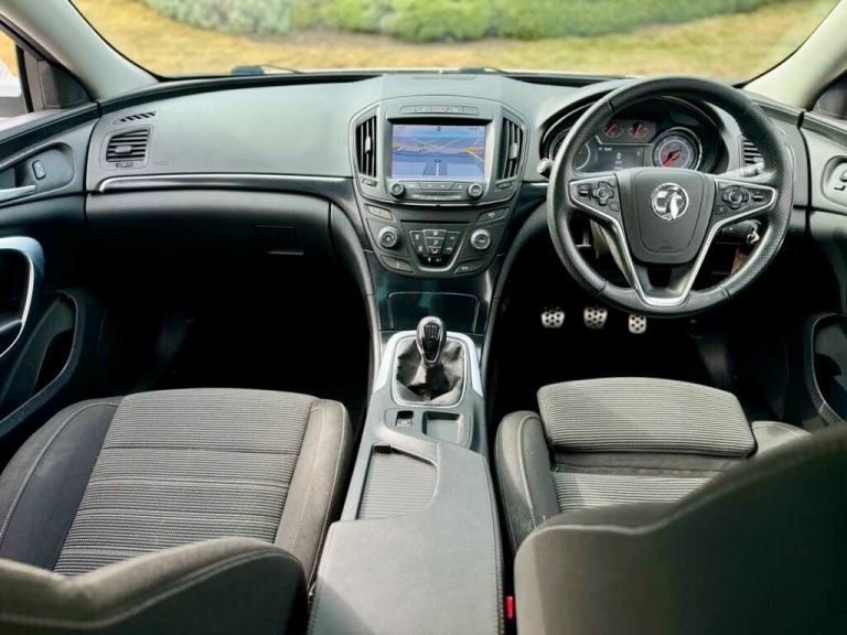 2014 VAUXHALL INSIGNIA SRINAV + FMDSH + CBELT&WPUMPCHANGED + 20TAX + NEWCLUTCH