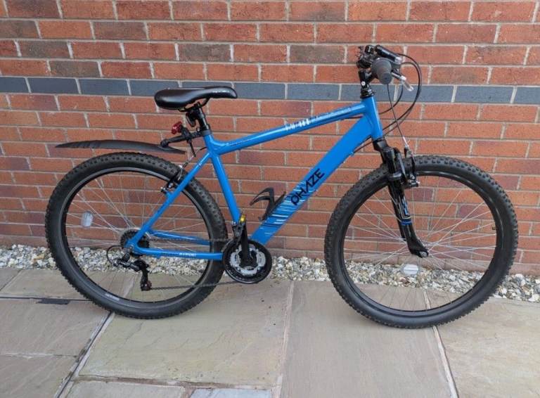 Men's Apollo Phaze Blue Mountain bike. 27.5 inch wheels