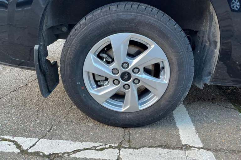 2025 Ford Transit Custom 320 Limited AUTO L2 LWB Double Cab In Van FWD 2.5 PHEV 232ps Low Roof Au...