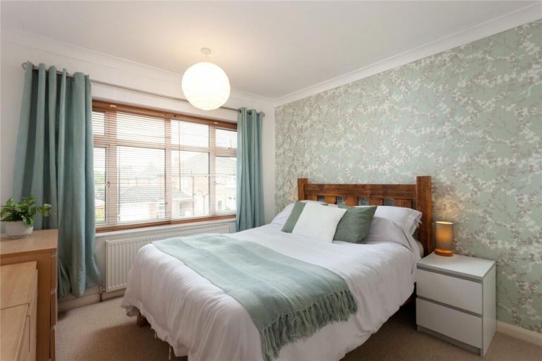 Cozy rooms for rent in Stepney Green✅✅