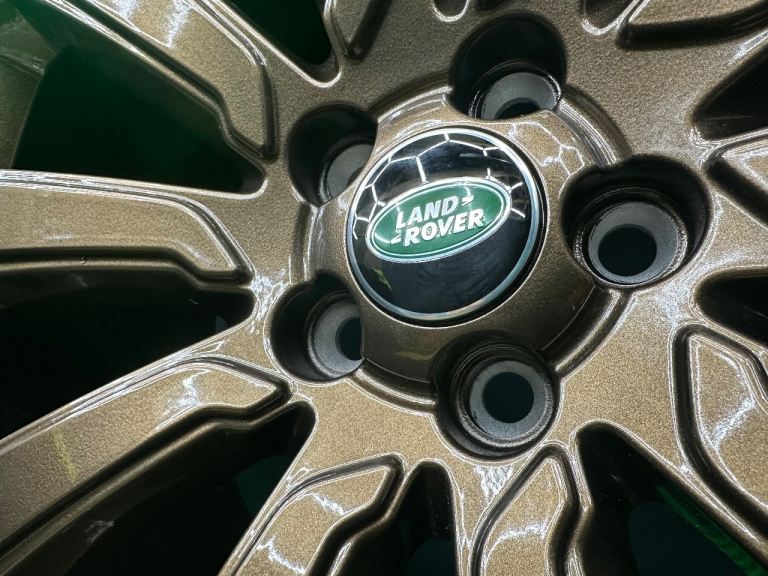 Range Rover Velar / Evoque / Discovery Sport / FL2 20” Bronze Alloy Wheels Style 1032 & all Pirelli!