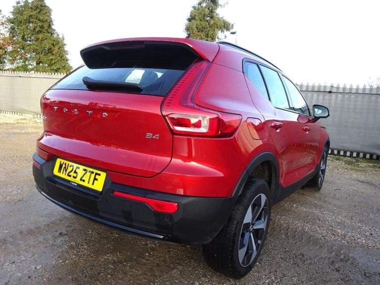 2025 25 REG VOLVO XC40 + B4 AUTO DAMAGED REPAIRABLE SALVAGE