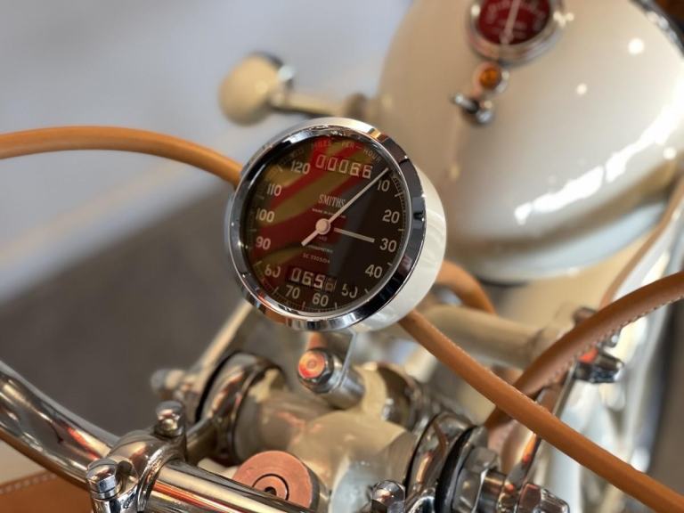 Triumph 500 Twin 1946 Classic collectors piece Purdy Engineering Special Amaz...