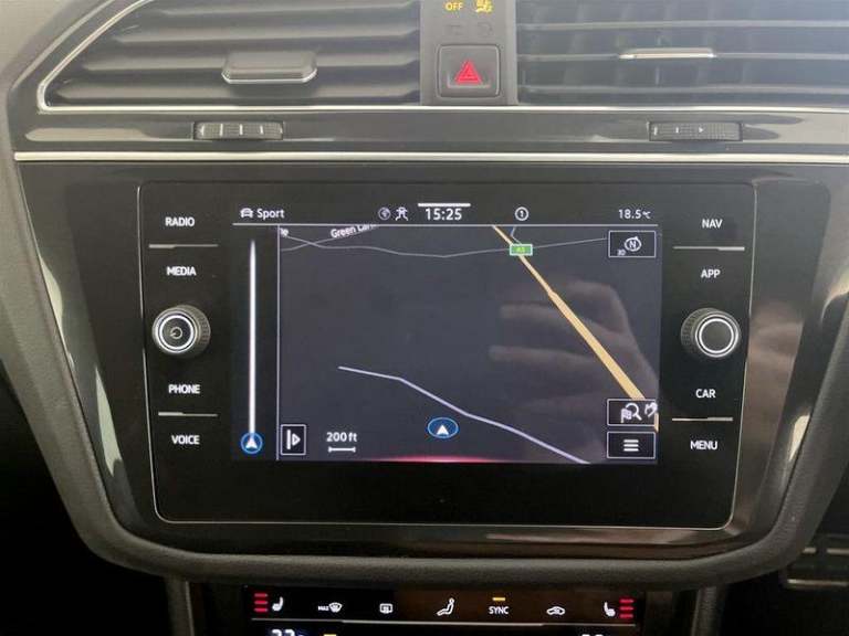 2022 Volkswagen Tiguan 1.5 TSI R-Line DSG Euro 6 (s/s) 5dr Automatic SUV Petrol Automatic