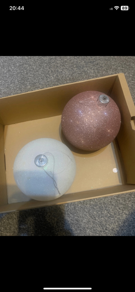 NEW SET OF 2 LARGE CHRISTMAS TREE BAUBLES IN PINK & WHITE GLITTER