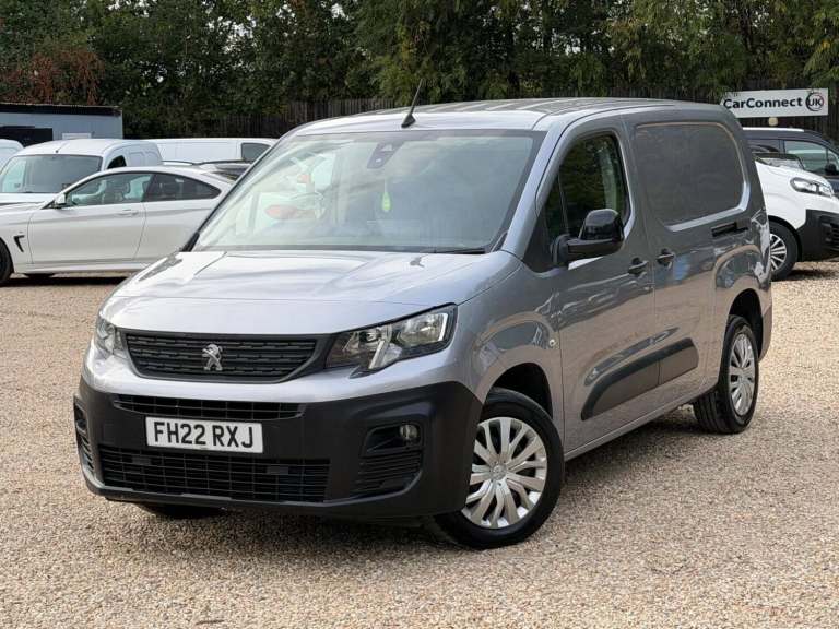 2022 Peugeot Partner 1.5 BlueHDi 850 Professional Premium Long Crew Van LWB Euro 6 6dr Crew Van D...