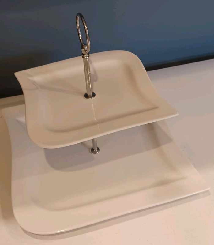 Dunelm white porcelain 2-tier cake stand