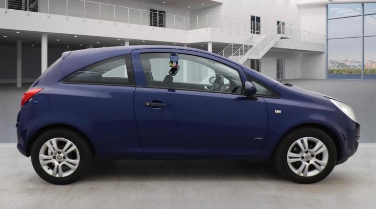 2010 Vauxhall Corsa 1.0i 12V Active 3dr HATCHBACK Petrol Manual