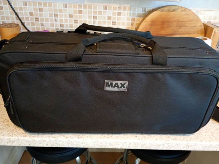 MAX Alto Sax Case - Black, Brand new.