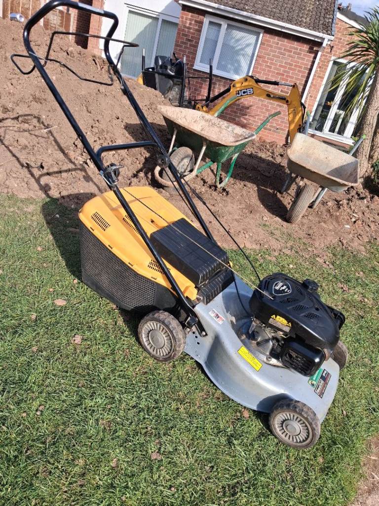 Mountfield self propelled  petrol lawnmower 