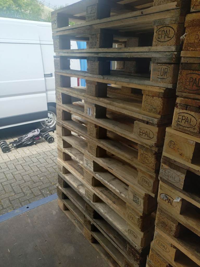 40 euro pallets for sale £2.50 each