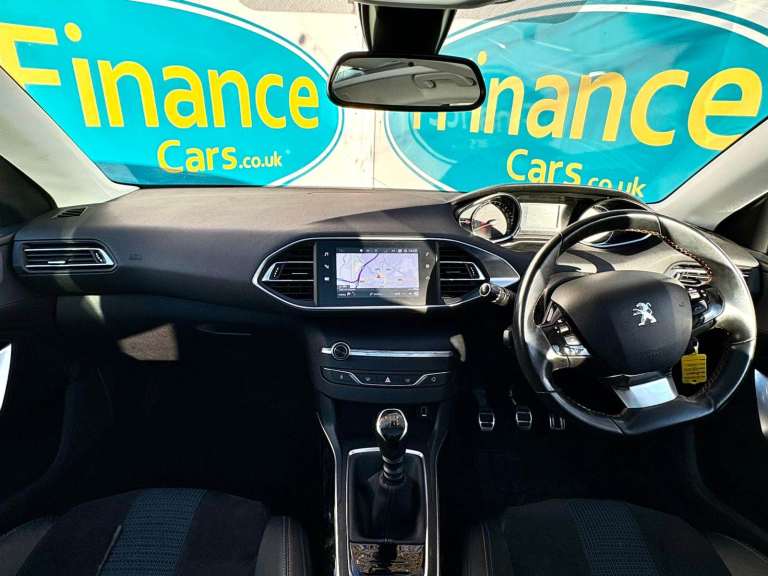 CAN'T GET CREDIT? CALL US! Peugeot 308 SW 1.2 PureTech Tech Edition - £199 DEPOSIT, £66 PER WEEK 