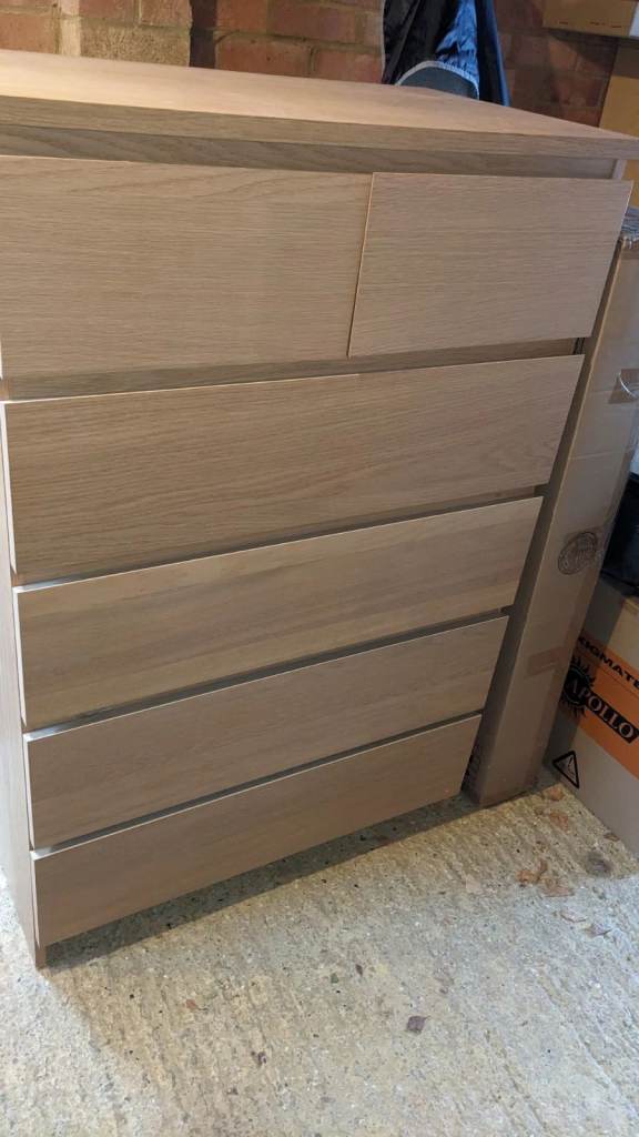 IKEA Malm Chest of 6 Drawers - Oak Veneer - Fully Functional - Light Damage