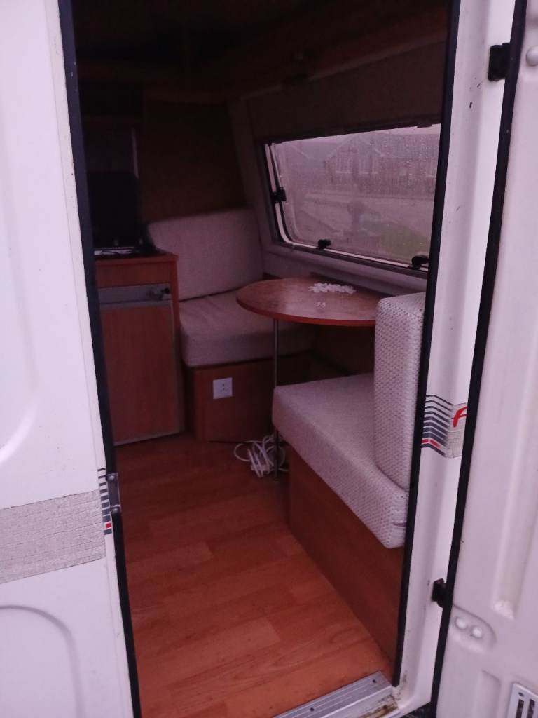 Freedom microlight caravan 2014