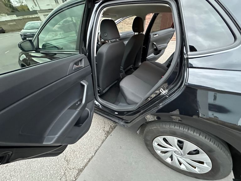 VOLKSWAGEN POLO AUTOMATIC 14,000 MILES