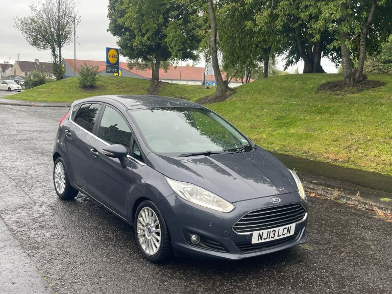 Ford, FIESTA, Hatchback, 2013, Semi-Auto, 1597 (cc), 5 doors