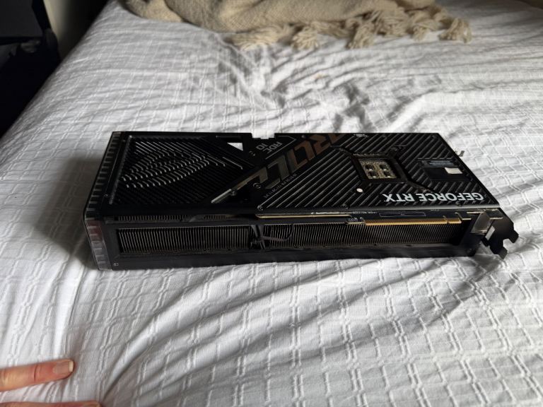 ASUS ROG Strix RTX 4090 OC 24GB – Excellent Condition