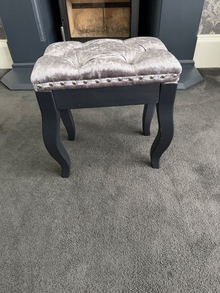 Dressing table stool