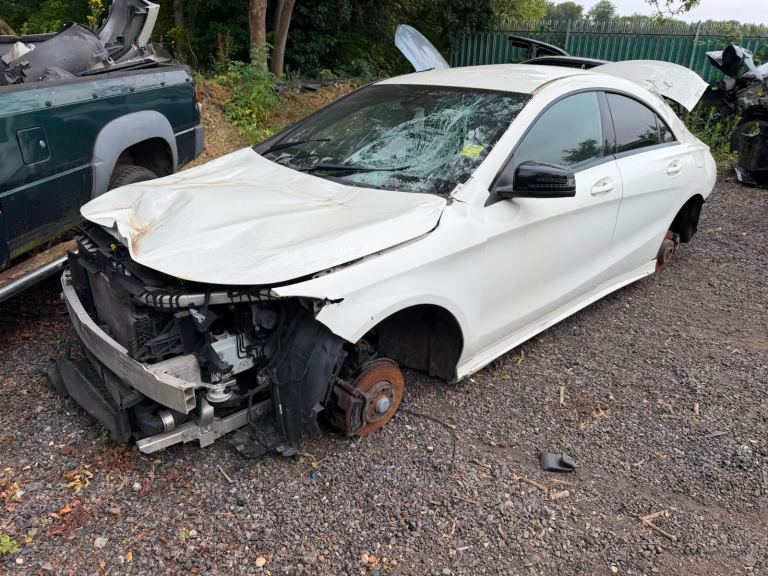 2016 MERCEDES CLA BREAKING SPARES PARTS 