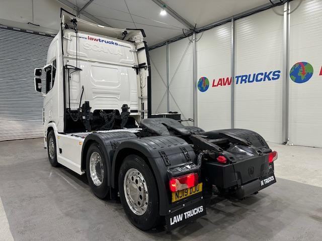 Scania R500 Highline 6x2 Rear Lift Tractor Unit