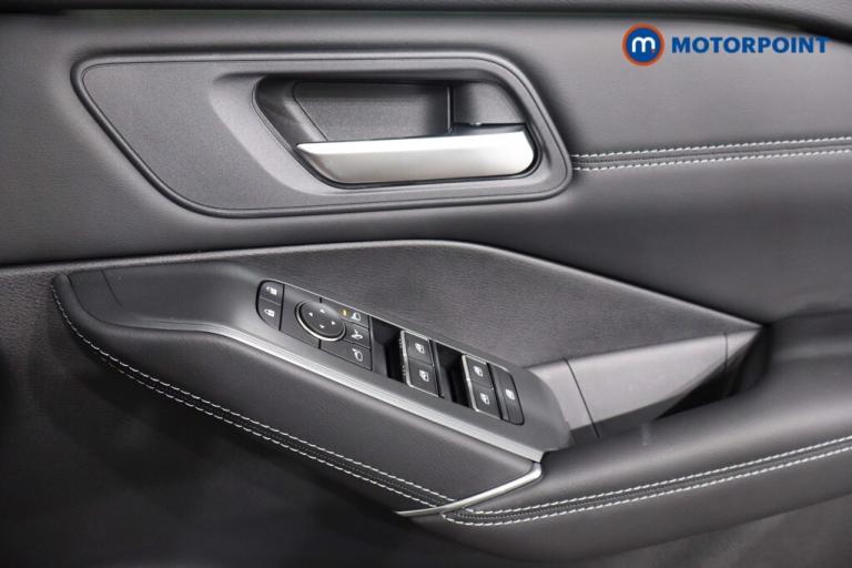 2025 Nissan Qashqai 1.3 DiG-T MH 158 N-Connecta 5dr Xtronic HATCHBACK PETROL Automatic