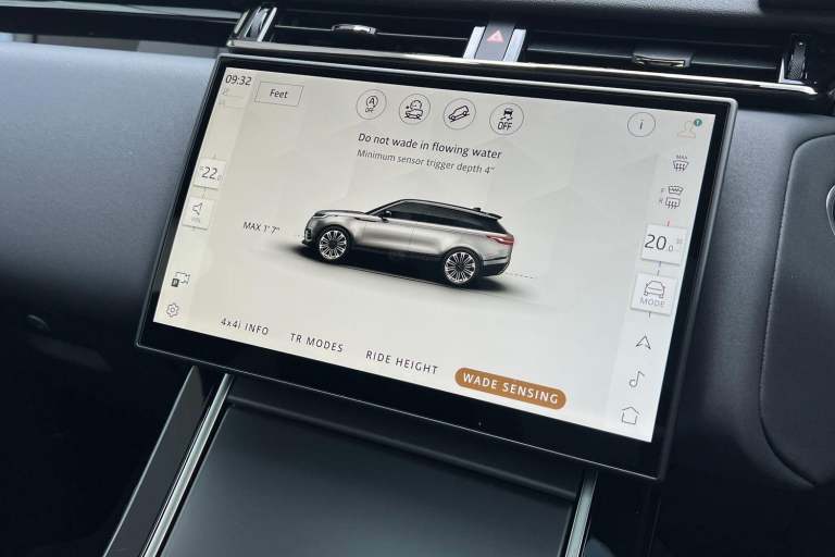 2025 Land Rover Range Rover Velar 2.0 D200 MHEV Dynamic SE SUV 5dr Diesel Auto 4WD Euro 6 (s/s) (...