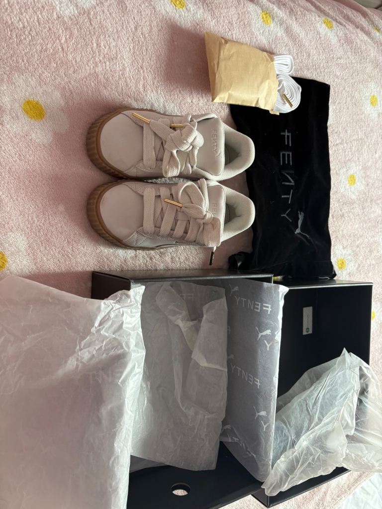 Puma junior trainers