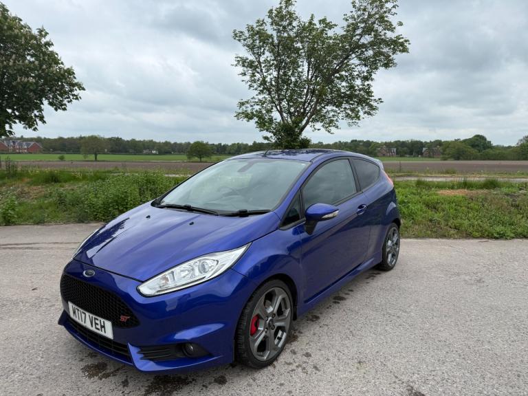 2017 Ford Fiesta 1.6 EcoBoost ST-3 3dr HATCHBACK Petrol Manual