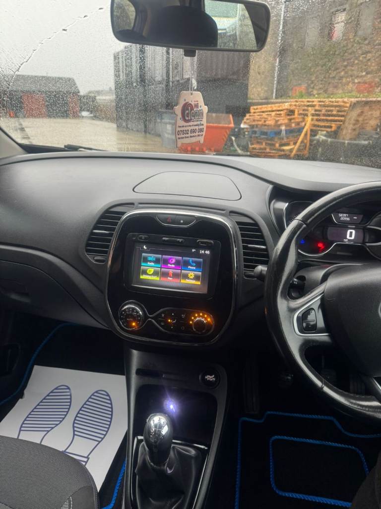 Renault, CAPTUR, Hatchback, 2016, Manual, 898 (cc), 5 doors