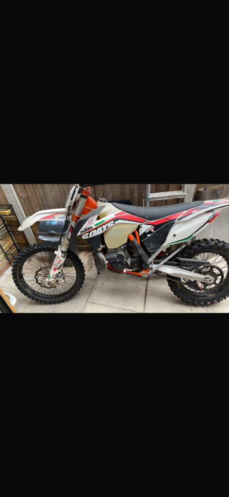 Ktm 300 exc six days 