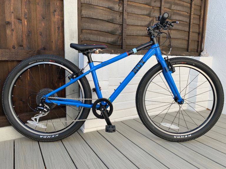 Lightweight Hoy Bonaly 24” Wheel Junior Hybrid Bike (Fully Serviced) (Excellent Condition) 