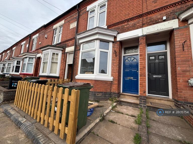 3 bedroom house in Spencer Street, Oadby, Leicester, LE2 (3 bed) (#2805754)