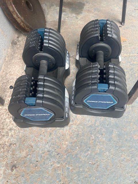 Adjustable Dumbbells Pair of weights - 2 x 20 kg