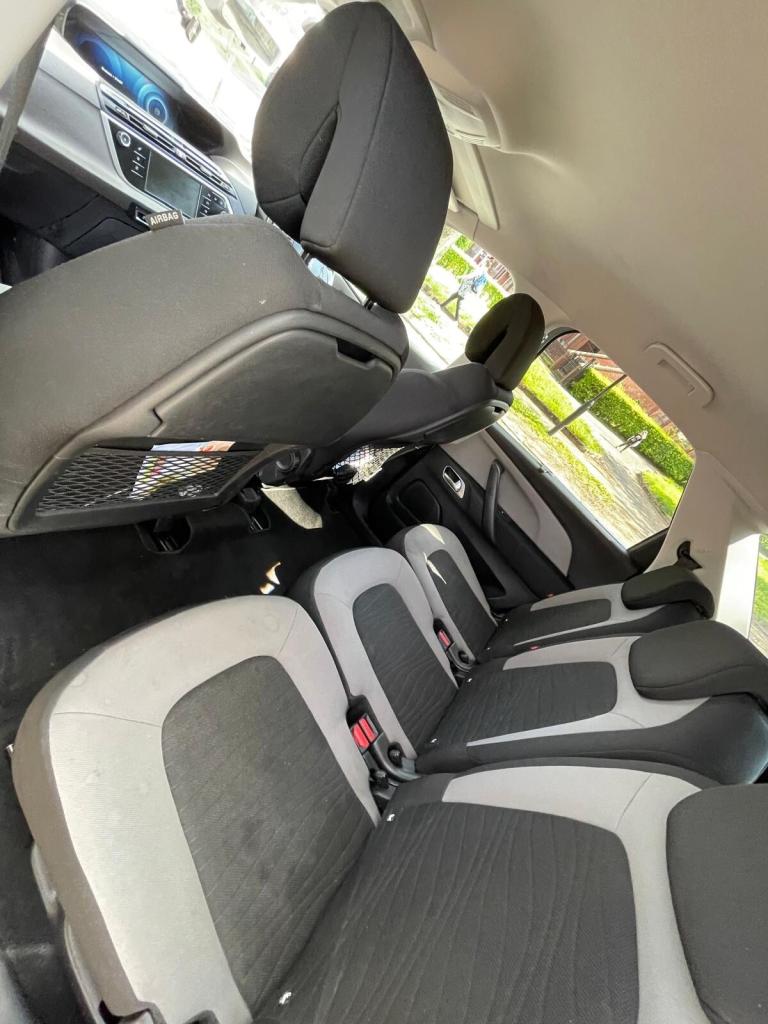 Low Milage road tax 20£