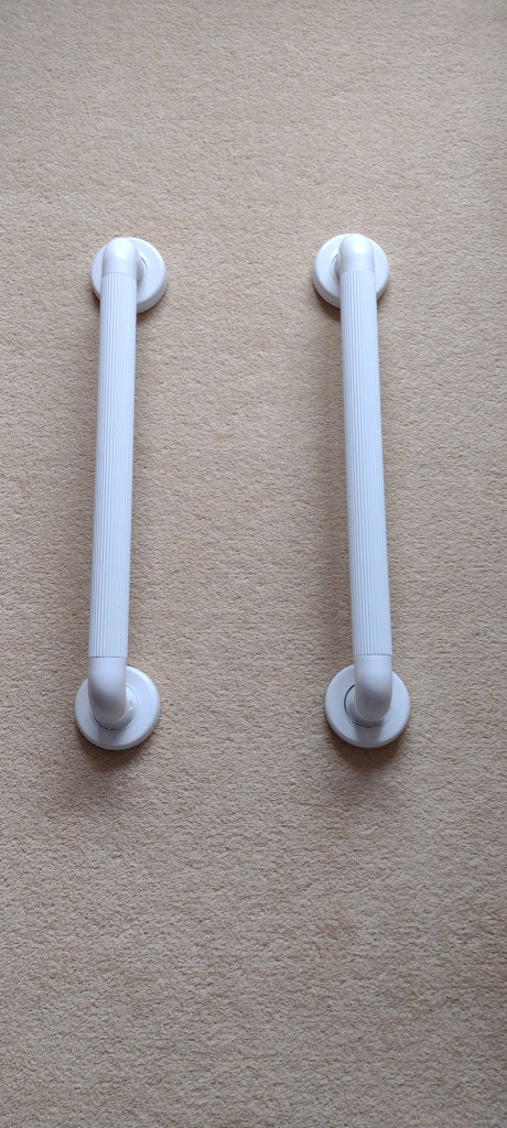 Straight household grab rails