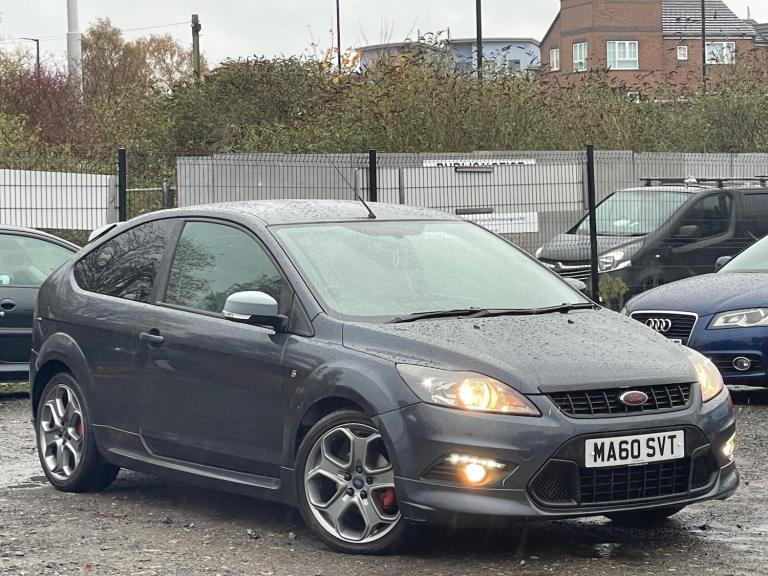 * 2011 FORD FOCUS ZETEC S 1.8L 3 DOOR + LONG MOT + ALLOYS + FOG LIGHTS * 