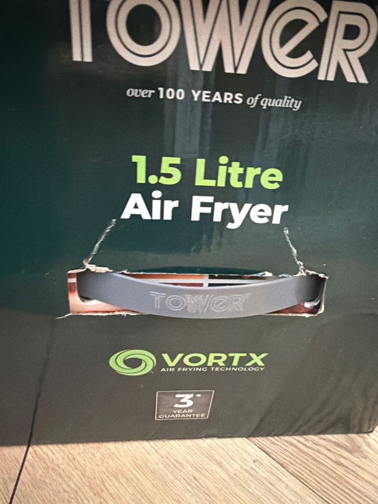 TOWER 1.5 Litre Air Fryer – Brand New in Box