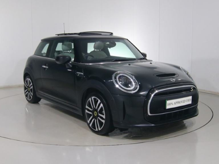 MINI HATCHBACK 135kW Cooper S Level 3 33kWh 3dr Auto