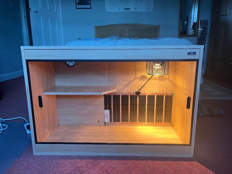 Reptile vivarium for sale! 