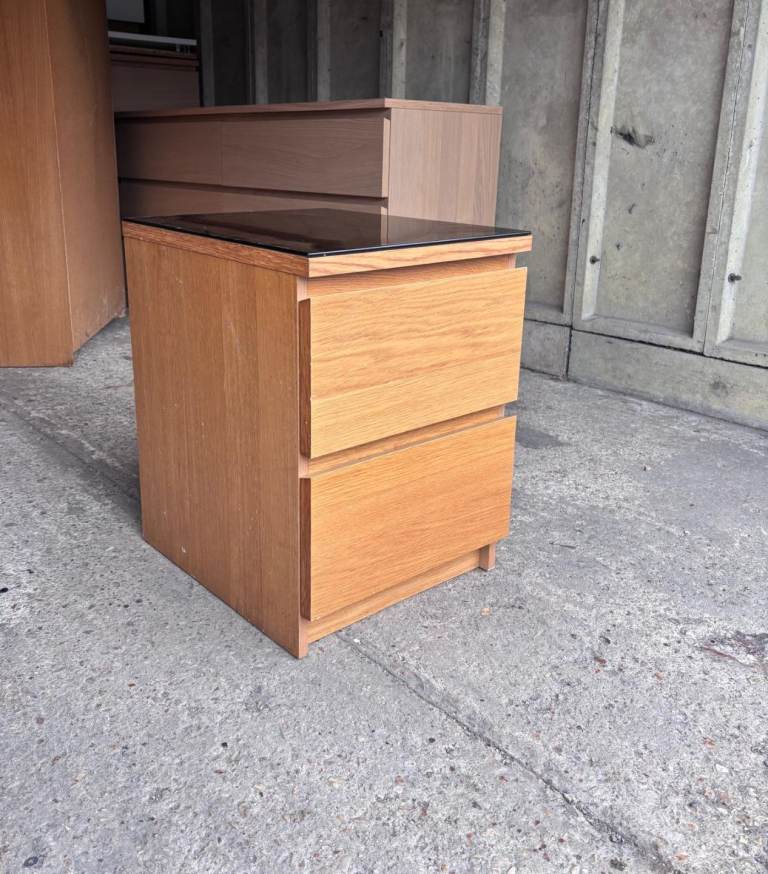 1 x Ikea malm bedside drawer with glass topper 