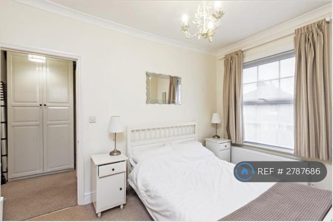 3 bedroom house in Hawks Road, Kingston Upon Thames, KT1 (3 bed) (#2787686)