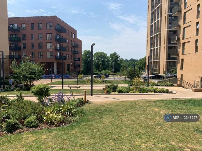 2 bedroom flat in Dunnock House, London, NW9 (2 bed) (#2648677)