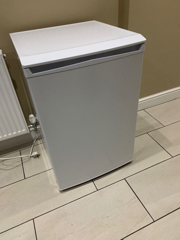 Small fridge/freezer 