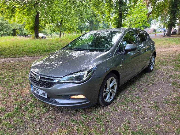 2017 VAUXHALL ASTRA 1.6 SRI 1.6 CDTI £20 TAX YEAR MOT LOW MILEAGE ULEZ FREE 