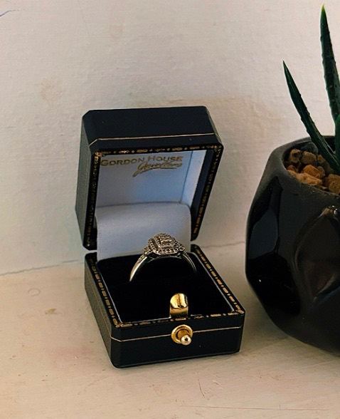 Beautiful sparking Ring from Gordon House Jewellers