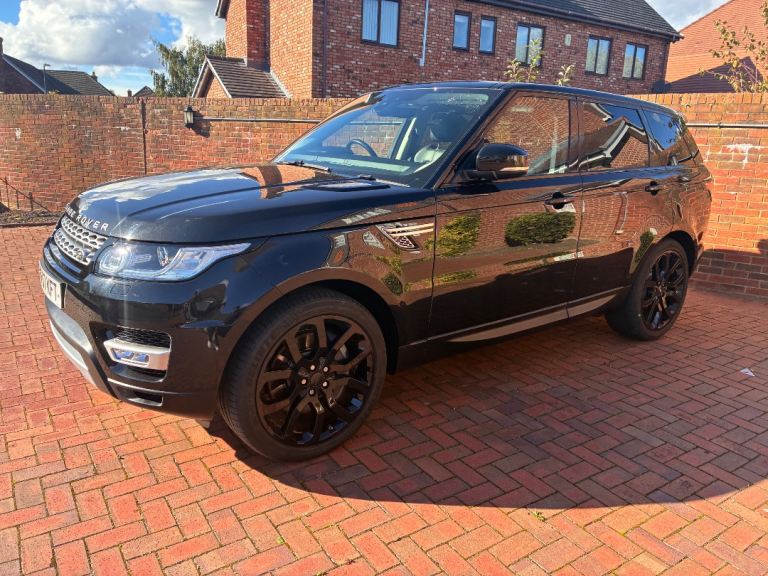 2017 Land Rover, RANGE ROVER SPORT, Estate SDV6 Semi-Auto, 2993 (cc), Damaged needs Engine