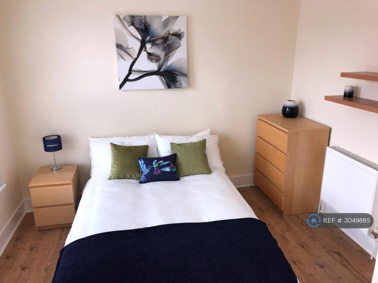 1 bedroom in Windmill Road, Gillingham, ME7 (#3049865)